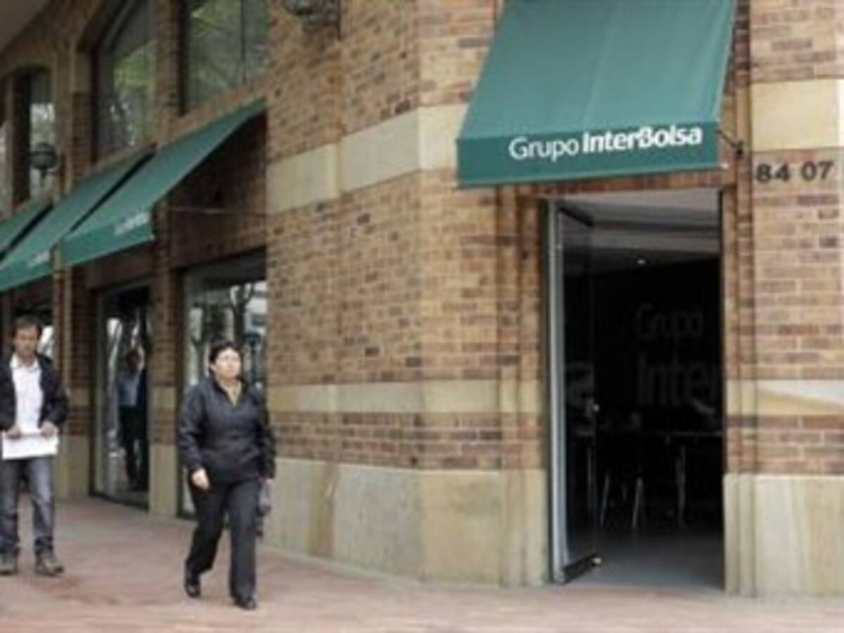 Por captación ilegal, suspenden operaciones de la firma Rentafolio Bursátil