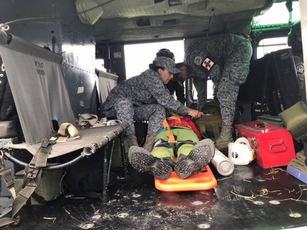 Rescatan a turista francés lesionado en la Sierra Nevada