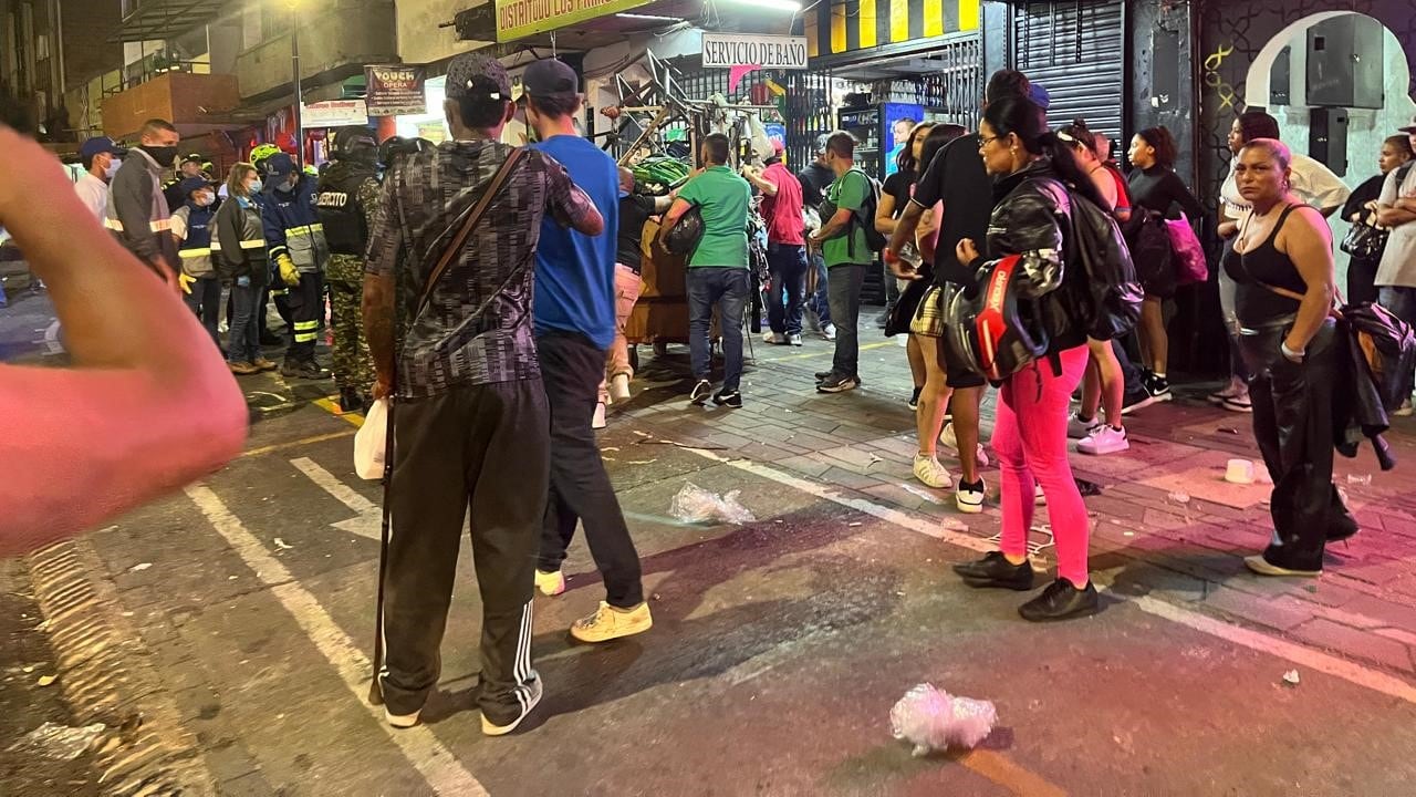 Operativo en los bajos del Metro. Cortesía: Alcaldía de Medellín.