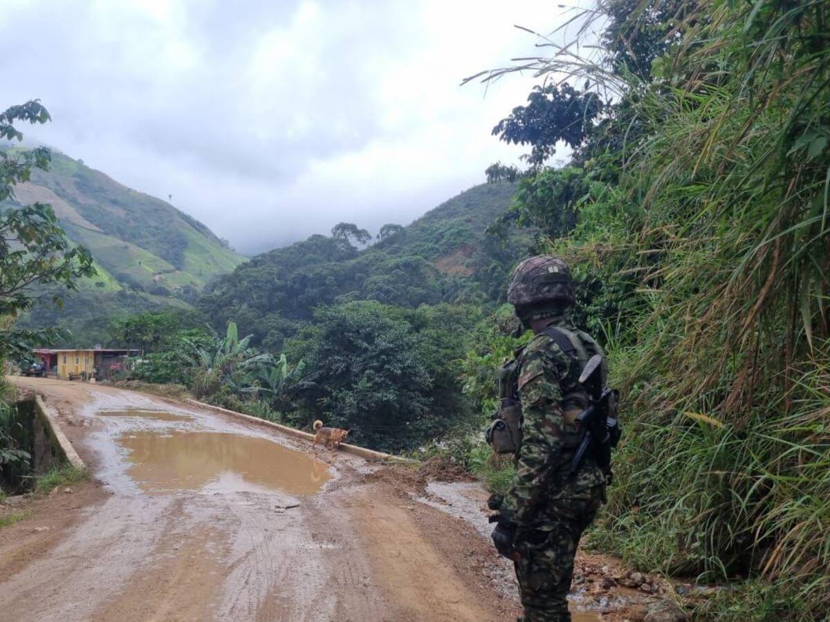 En Concordia y luego de un combate con el Clan del Golfo fue abatido un presunto ilegal