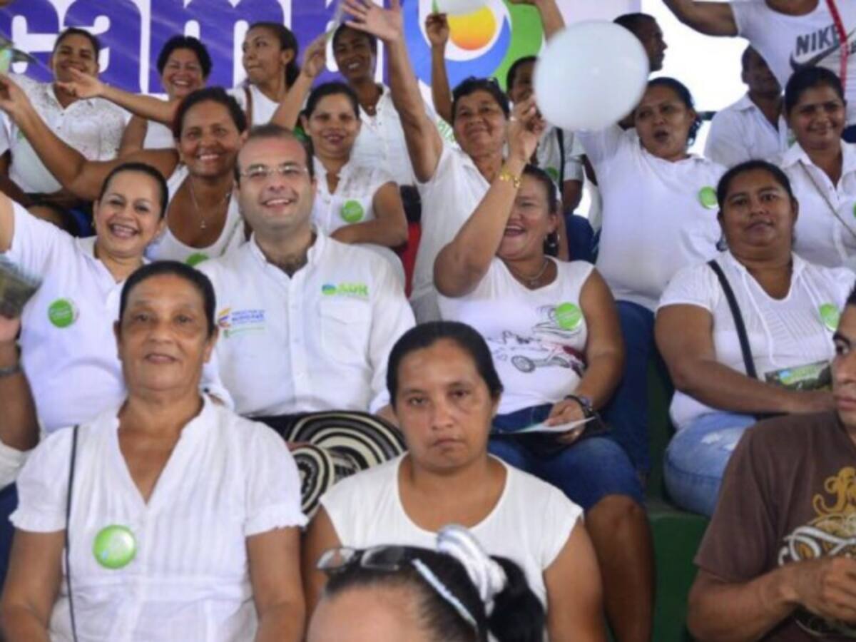 El 52% de los beneficiarios de acceso a tierra en Colombia son mujeres