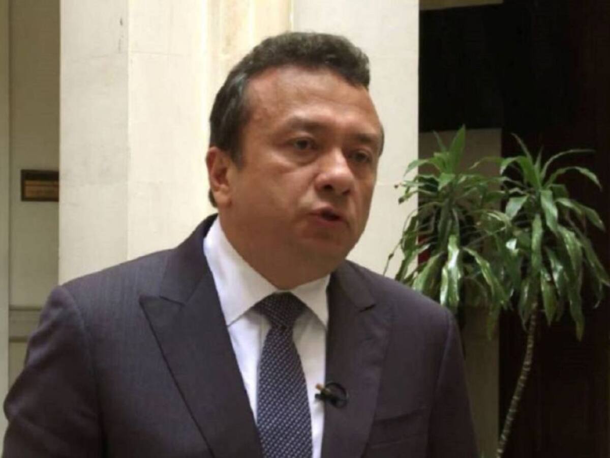 En total misterio la salud del exsenador Pulgar