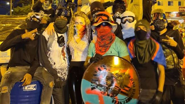 Rebecca Linda Marlene Sprößer con la primera Linea de Cali. Foto: Archivo Particular