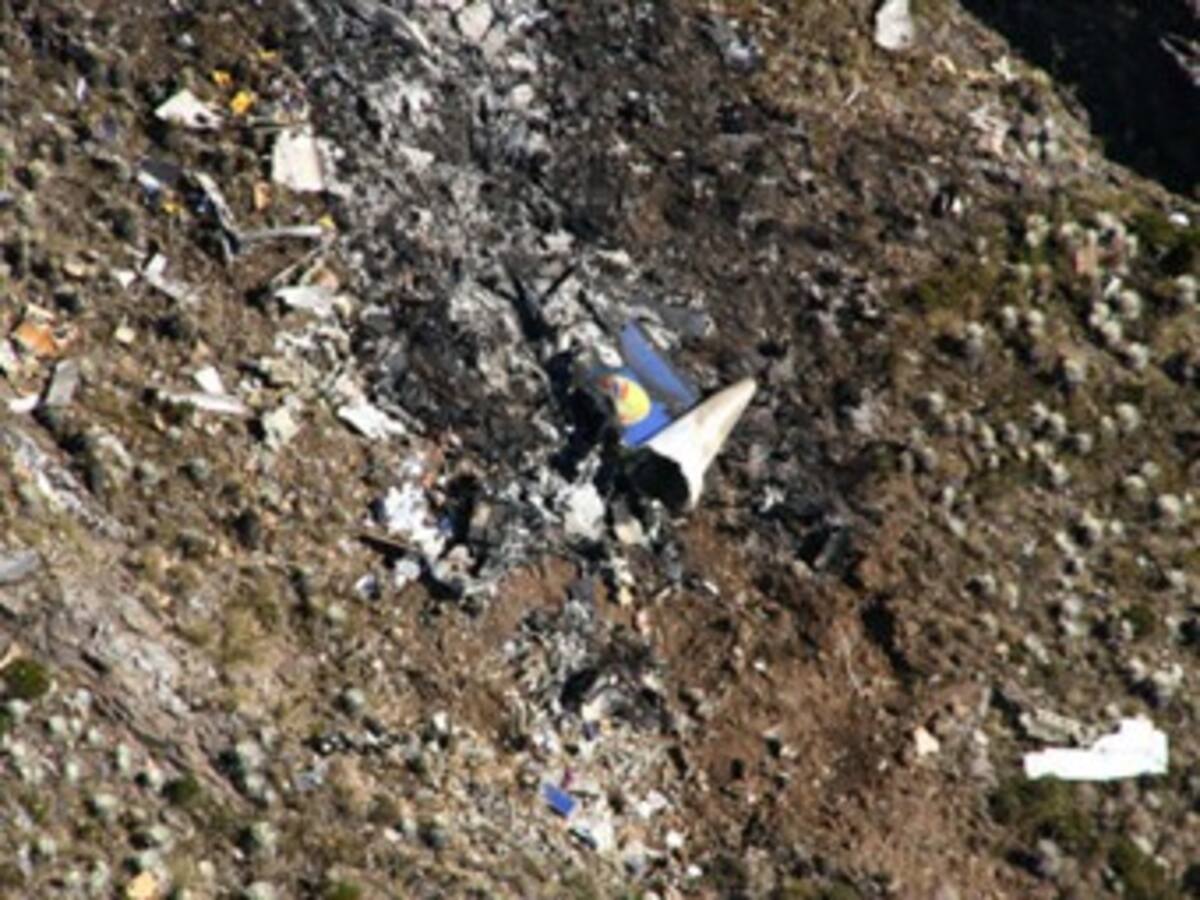 30 Muertos y 6 supervivientes en un accidente de un avión militar en Angola