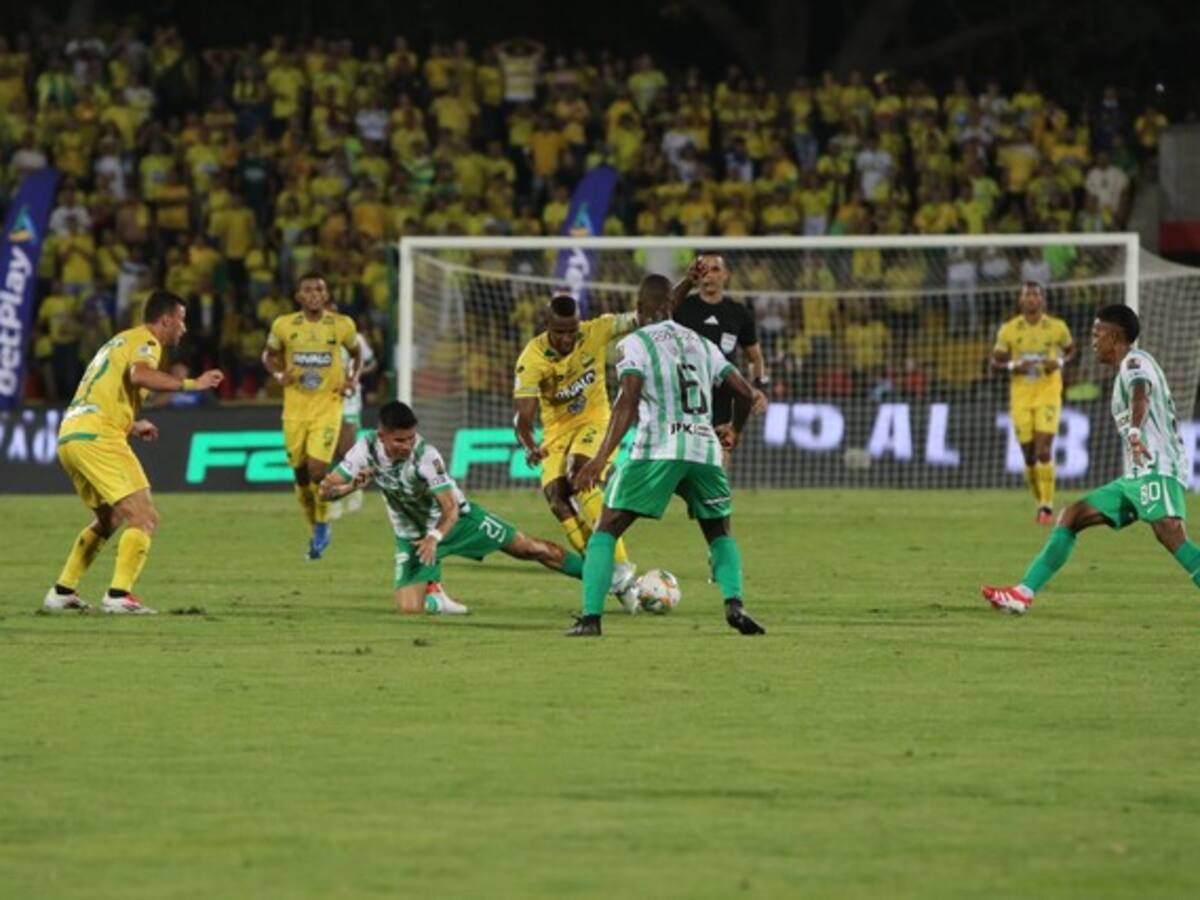 Nacional visita a Bucaramanga buscando recuperar el liderato: Hora y cómo seguir el partido