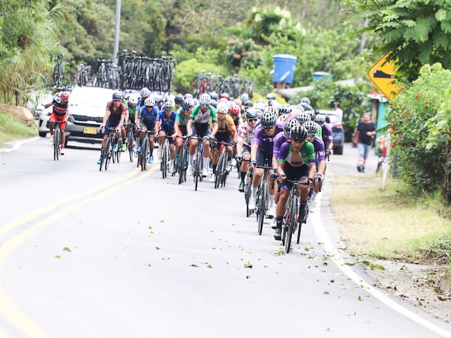 Por competencia ciclística estará cerrada la vía la línea. Foto: Cortesía archivo Vuelta a Colombia