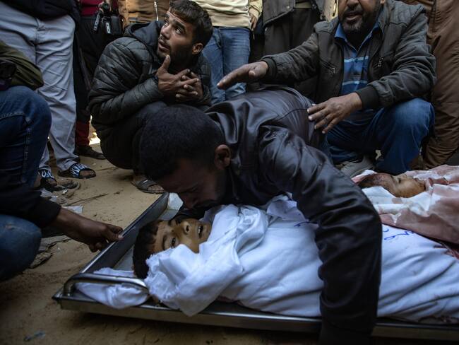 Por los menos 71 personas murieron, entre las que se encuentran ocho niños y otras 176 resultaron heridas en las últimas 24 horas en Gaza. (Foto: EFE)