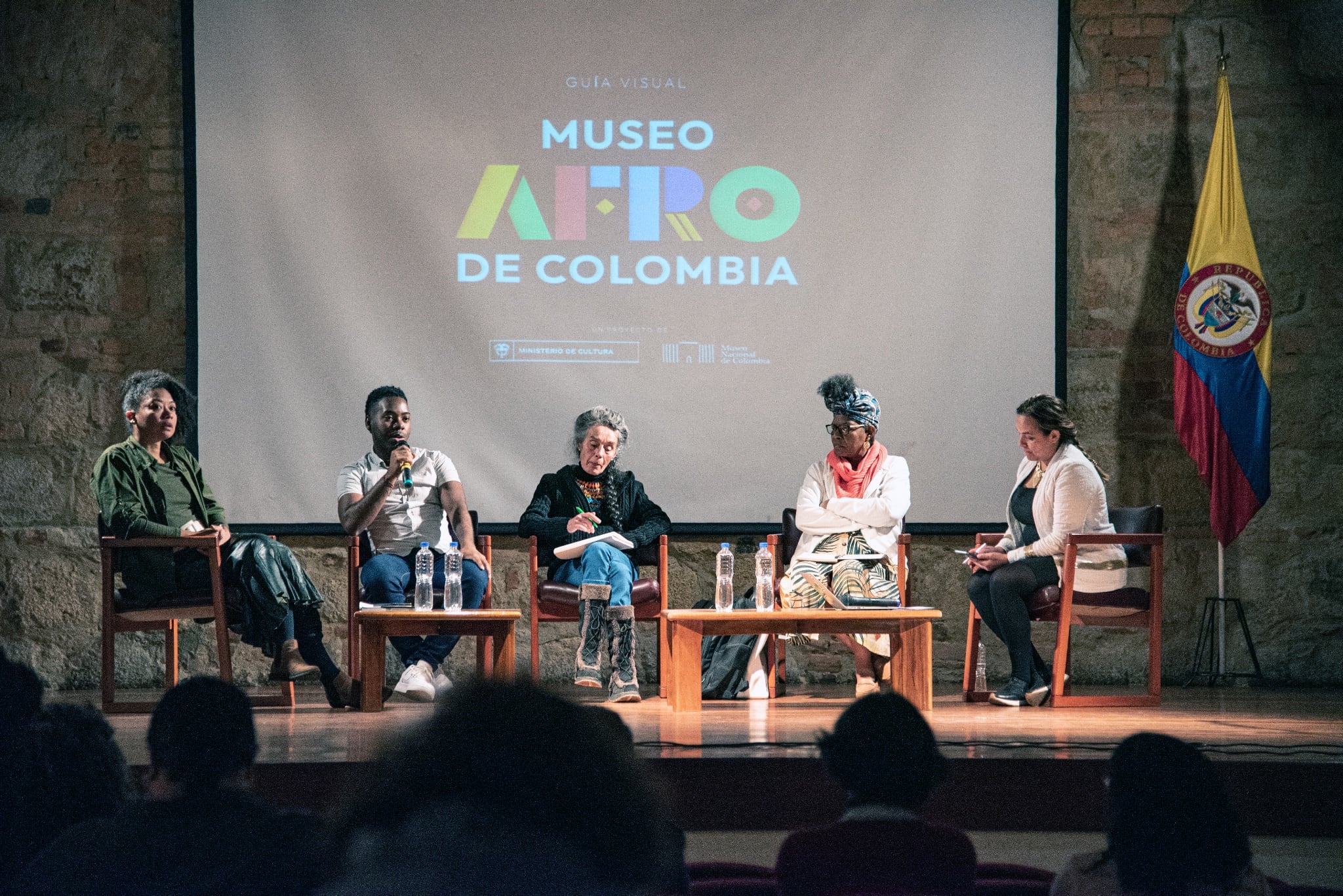 ‘Juntanza’ en el Museo Nacional de Colombia para evaluar proyecto del Museo Afro / Foto: Twitter @CentroMemoriaH