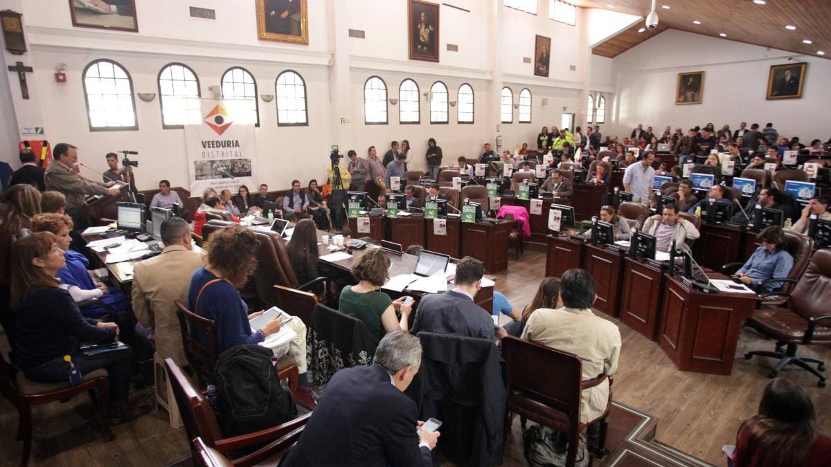 En la mesa directiva del Concejo de Bogotá no hay oposición ¿están violando el estatuto?