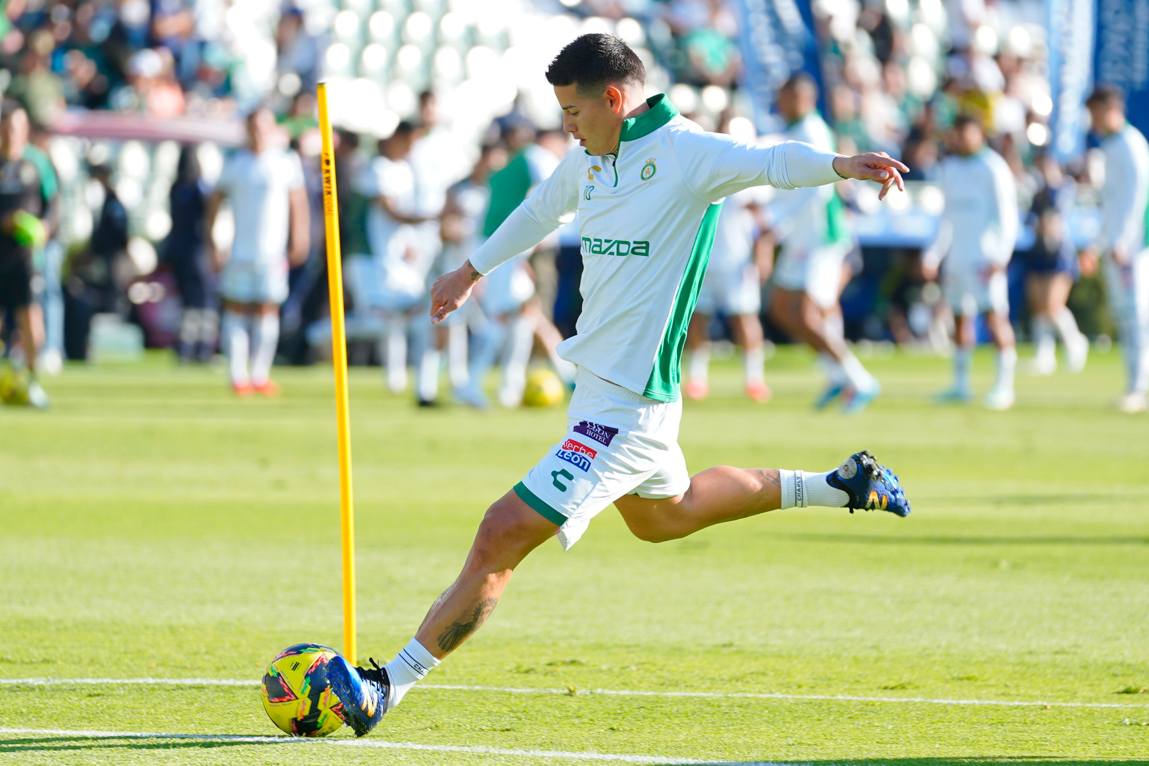 James Rodriguez con el Club Leon, Torneo Clausura 2025 Liga MX (Photo by Luis Cano/Jam Media/Getty Images)