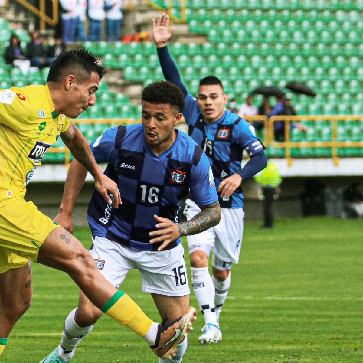 Campeón eliminado: Bucaramanga empató ante Chicó con polémica abordo en Tunja