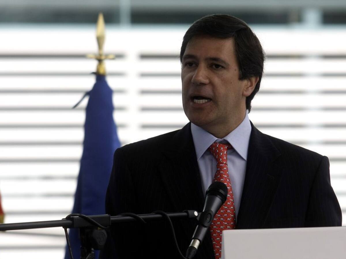 Finca del exembajador Sanclemente, a extinción de dominio