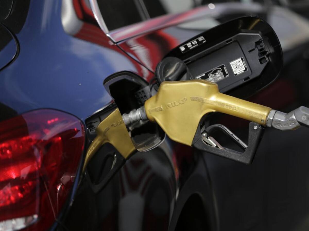 Caleños descontentos por no encontrar los nuevos precios de la gasolina