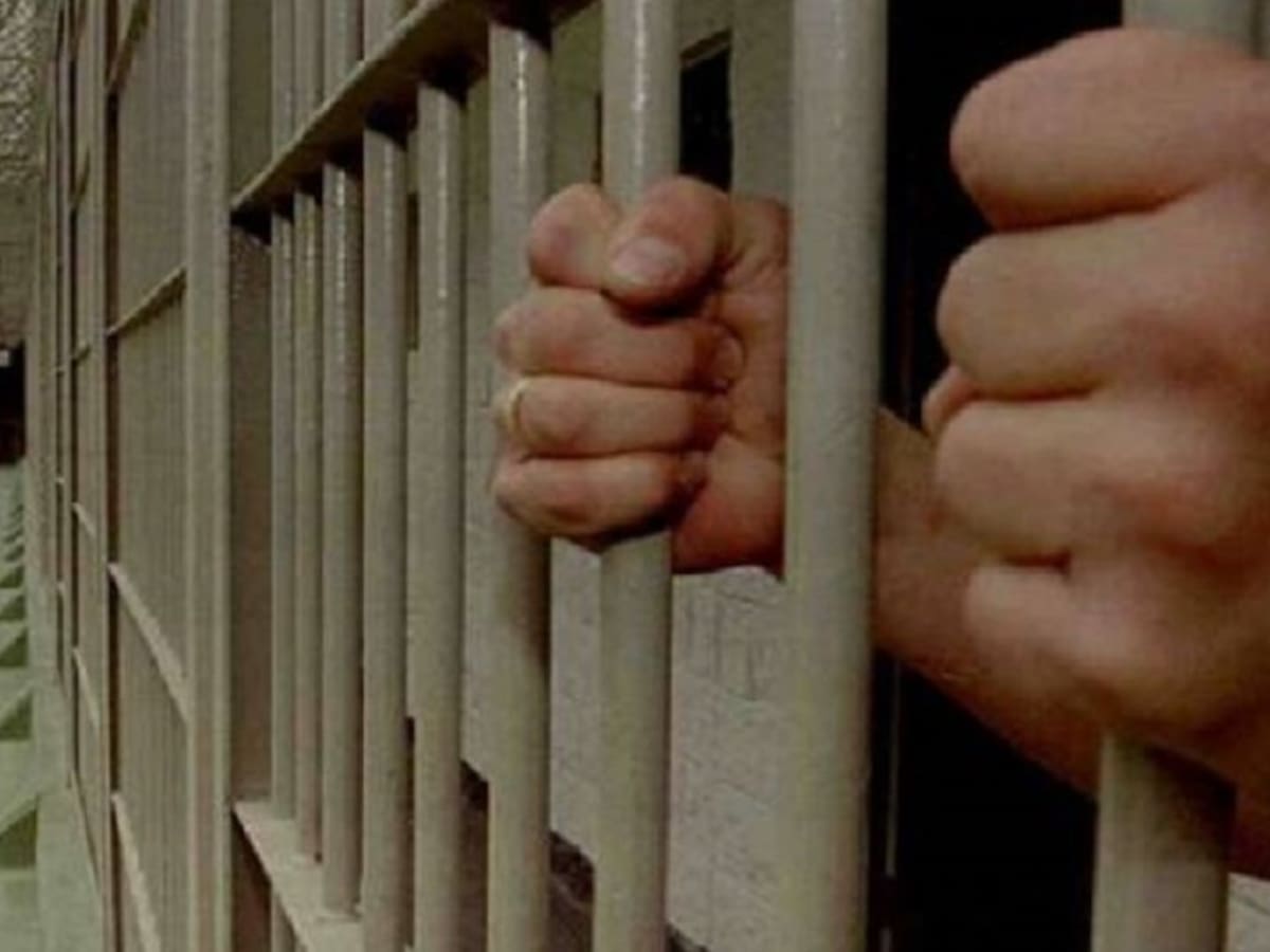 Cárcel para 15 funcionarios públicos y civiles por trafico de migrantes