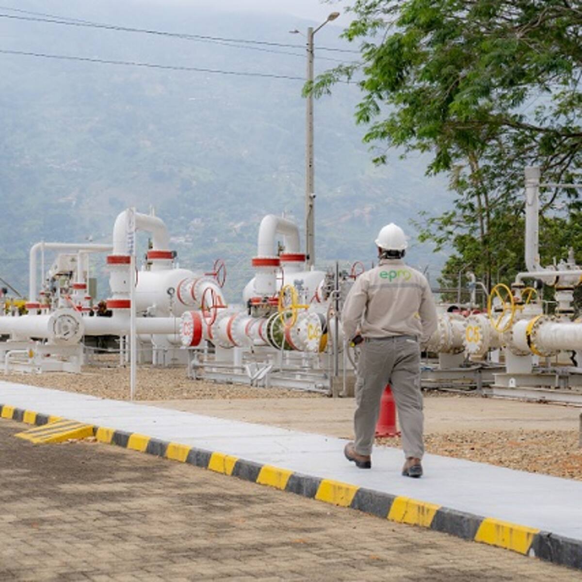 Restablecen el servicio de gas a las empresas de Medellín