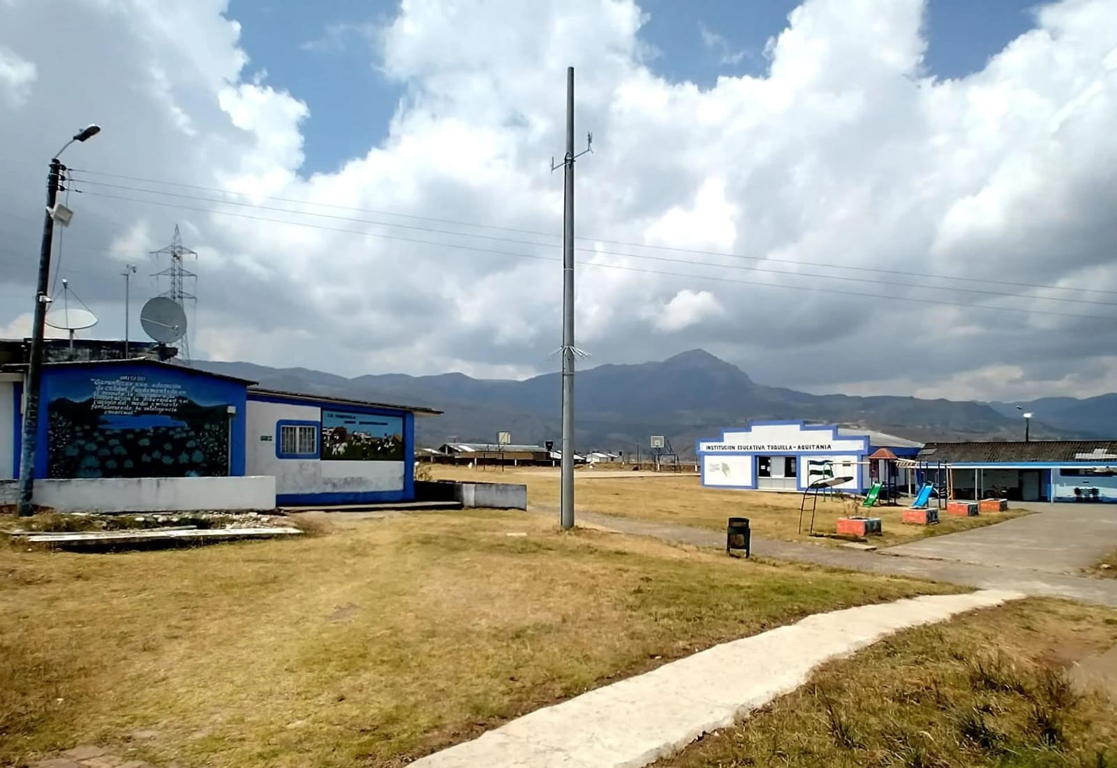 La institución educativa Toquilla de Aquitania cuenta con menos estudiantes que 2025 y esto ha hecho que las directivas tengan que fusionar varios grados / Foto: Suministrada.