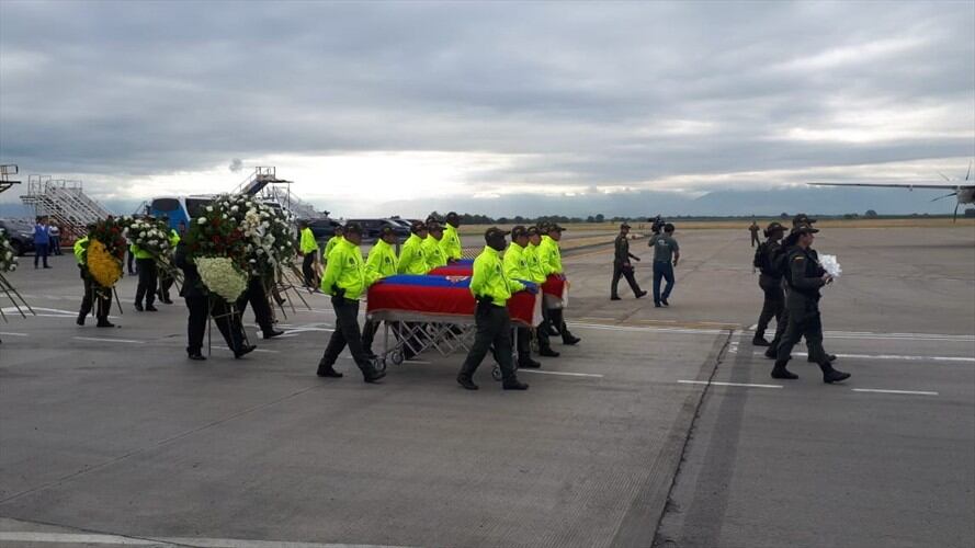 En un avión de la Fuerza Aérea ecuatoriana fueron repatriados los cuerpos del equipo periodístico del Diario El Comercio. Foto: Erika Rebolledo (W Radio)