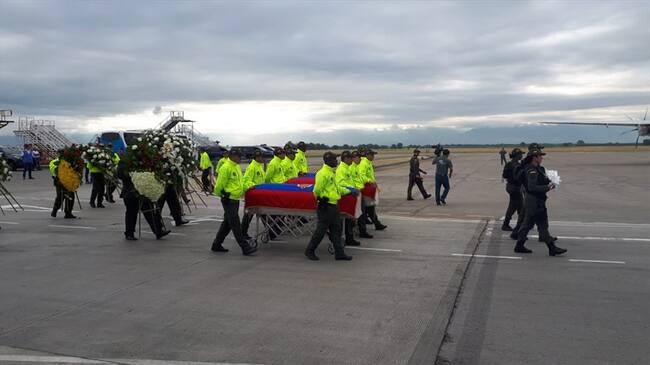 En un avión de la Fuerza Aérea ecuatoriana fueron repatriados los cuerpos del equipo periodístico del Diario El Comercio. Foto: Erika Rebolledo (W Radio)