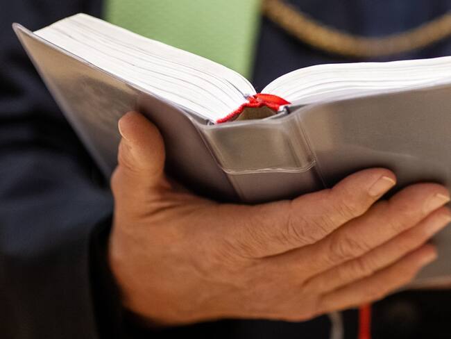 Pastor religioso que abusó de mujer supuestamente ‘poseída’ seguirá en la cárcel