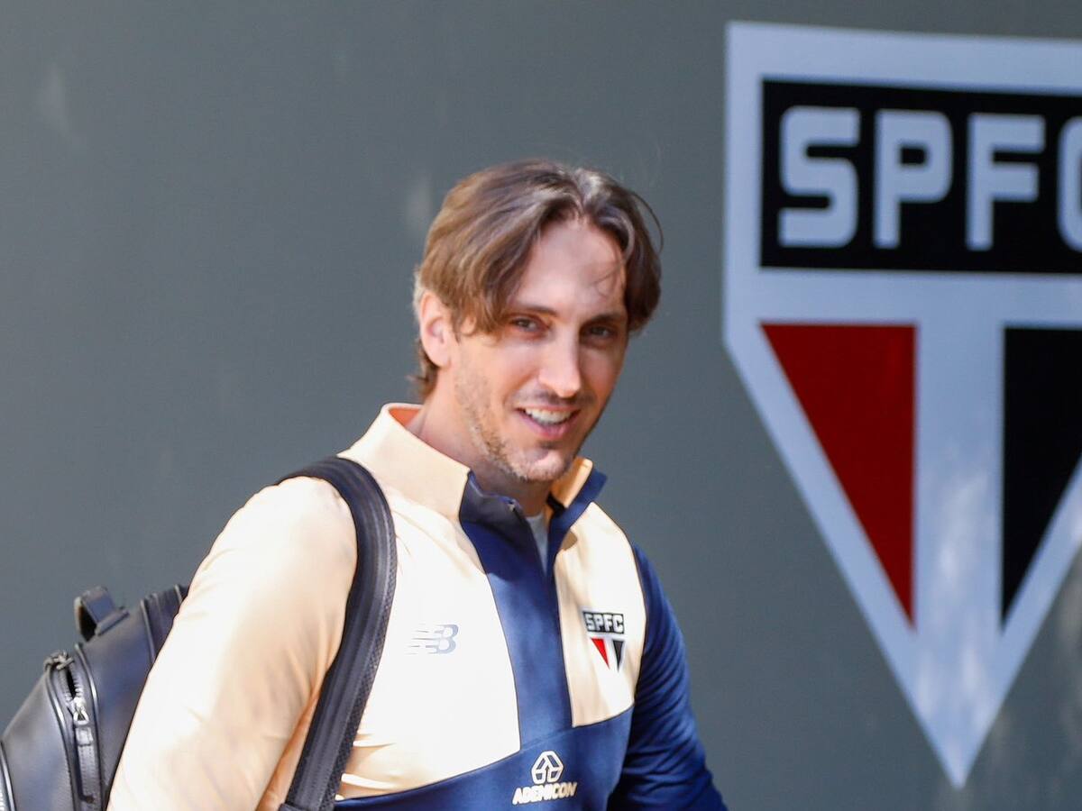 Zubeldía al ser preguntado por James: “El equipo está por encima de cualquier nombre”