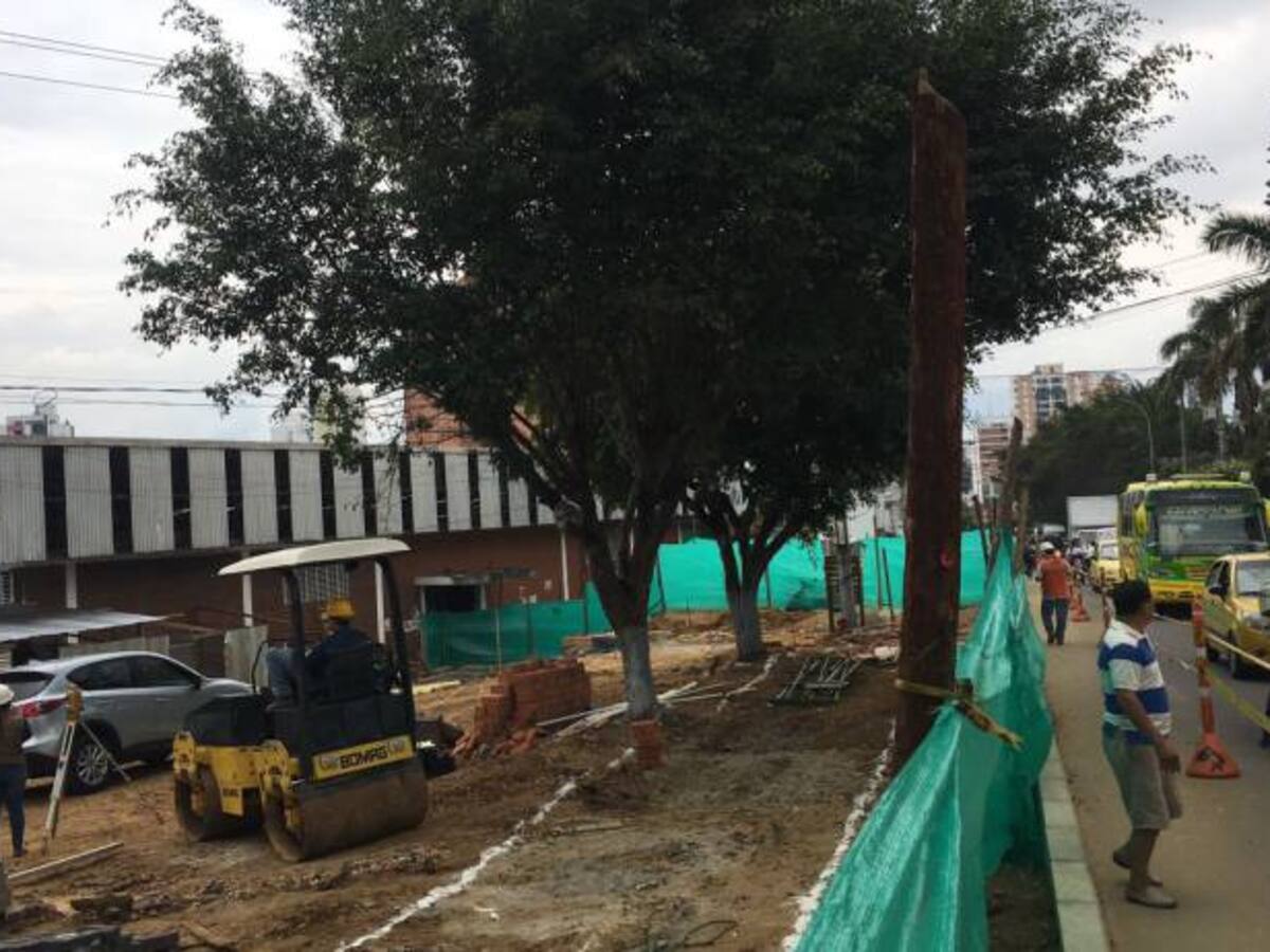 Alcalde anuncia reajuste de arriendos en plaza Guarín