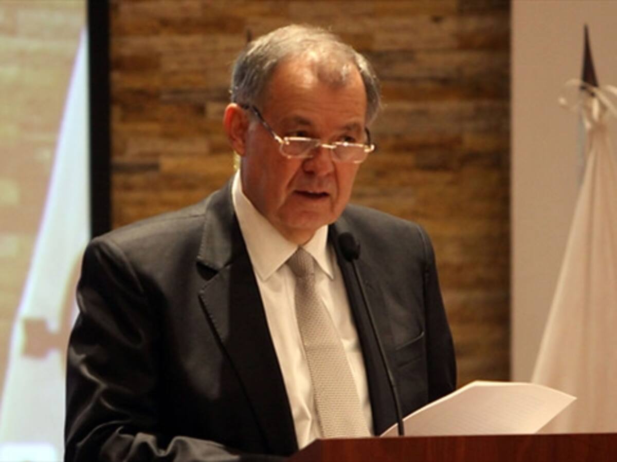 Mesa de negociaciones con las Farc "no es soberana", advierte el procurador