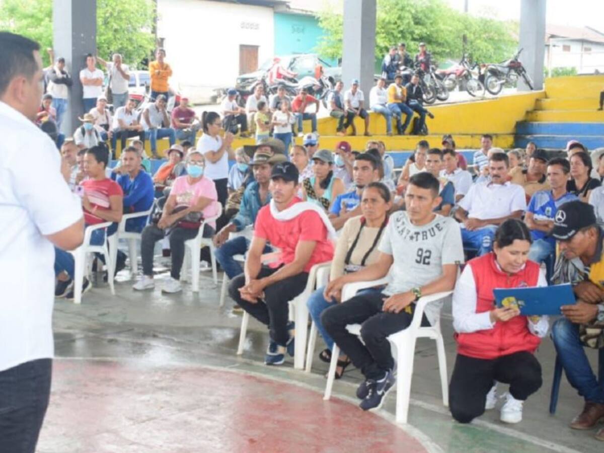 385 familias de Simití tendrán energía a través de paneles solares