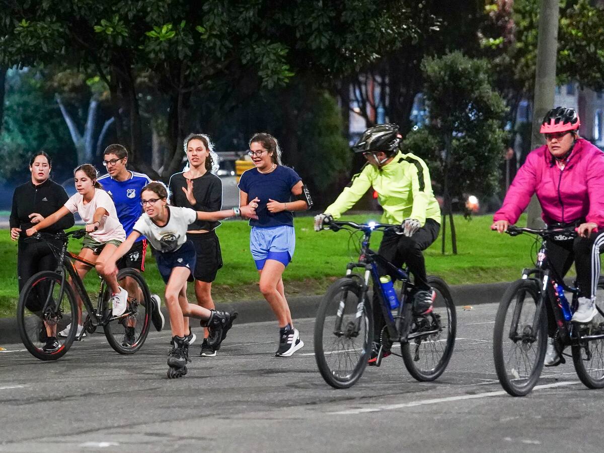 Ciclovía nocturna en la Avenida Libertadores