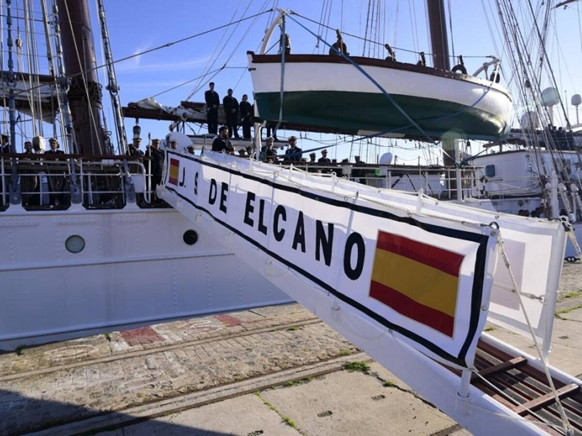 Buque escuela español “Juan Sebastián de Elcano” visita Cartagena