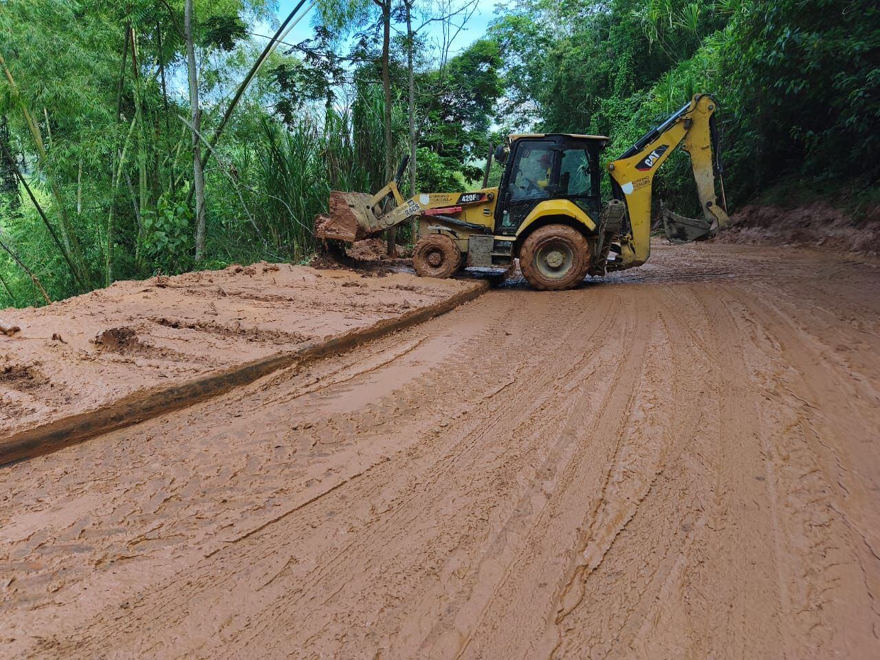 Vía Asia - Arauca- La Rochela - Tres Puertas en Caldas.
