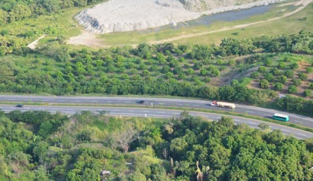 Doble calzada vía Bogotá-Girardot, una de las principales vías 4G del país