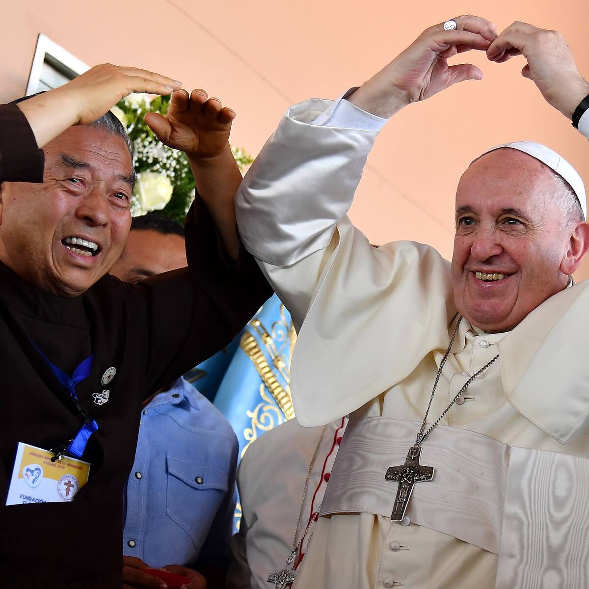 “El papa Francisco intentó abrir nuevas puertas en la Iglesia Católica”: Marco Politi