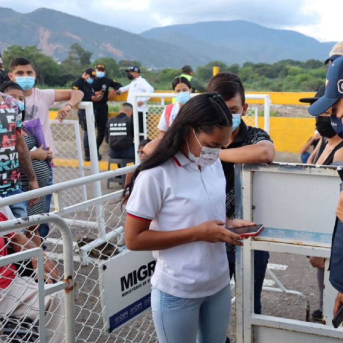 Colegios conceden permiso académico a niños venezolanos por reapertura fronteriza