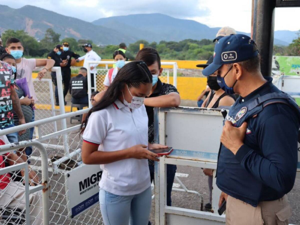 Colegios trabajarán con niños venezolanos a través de burbujas