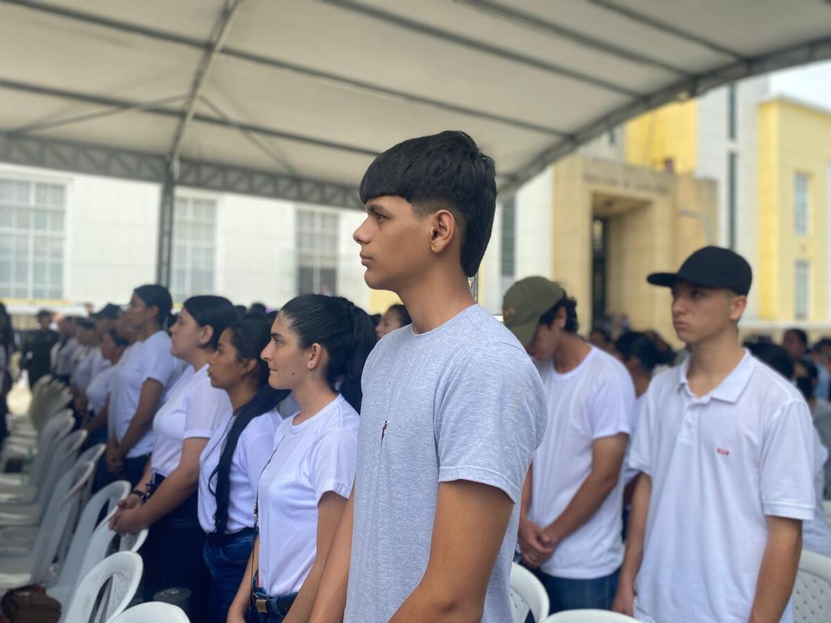 La Policía recibió a 120 jóvenes para formarse como auxiliares