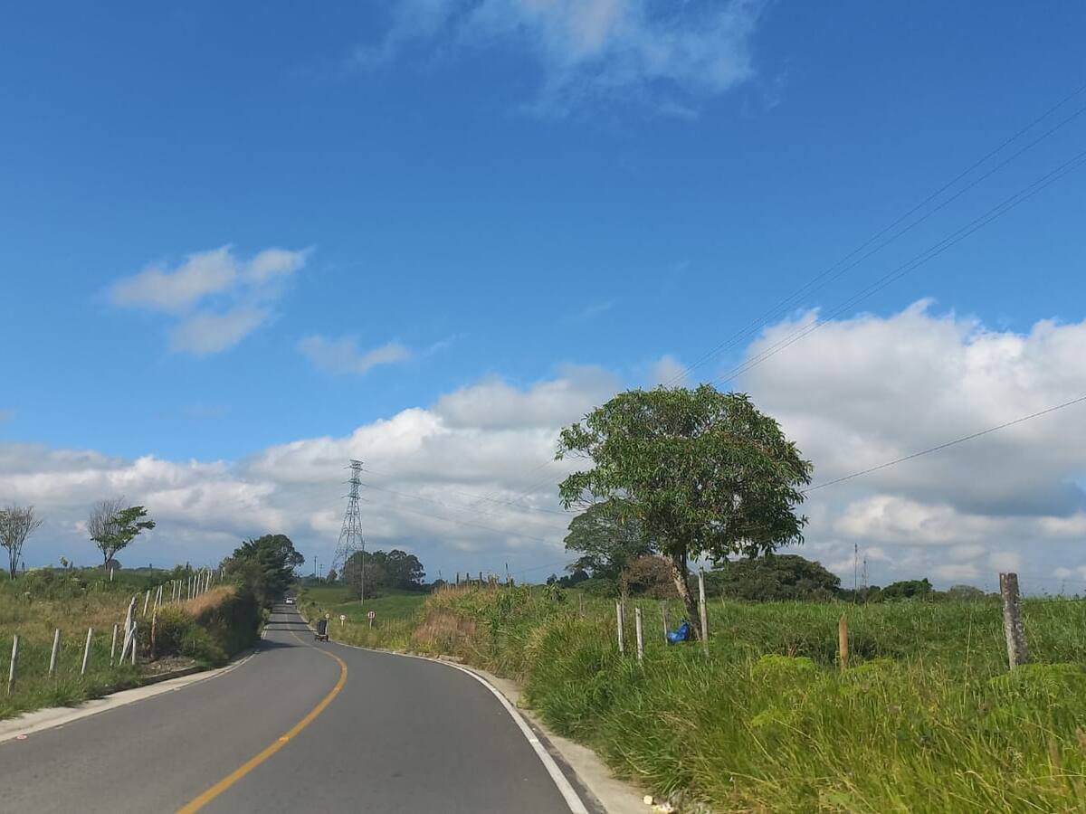 Por fin fueron entregadas las obras de mejoramiento vial en Circasia- Montenegro