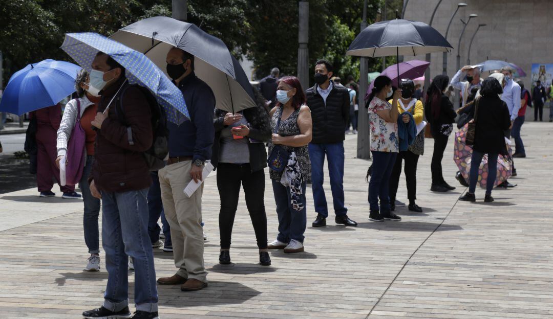 Fila en Bogotá