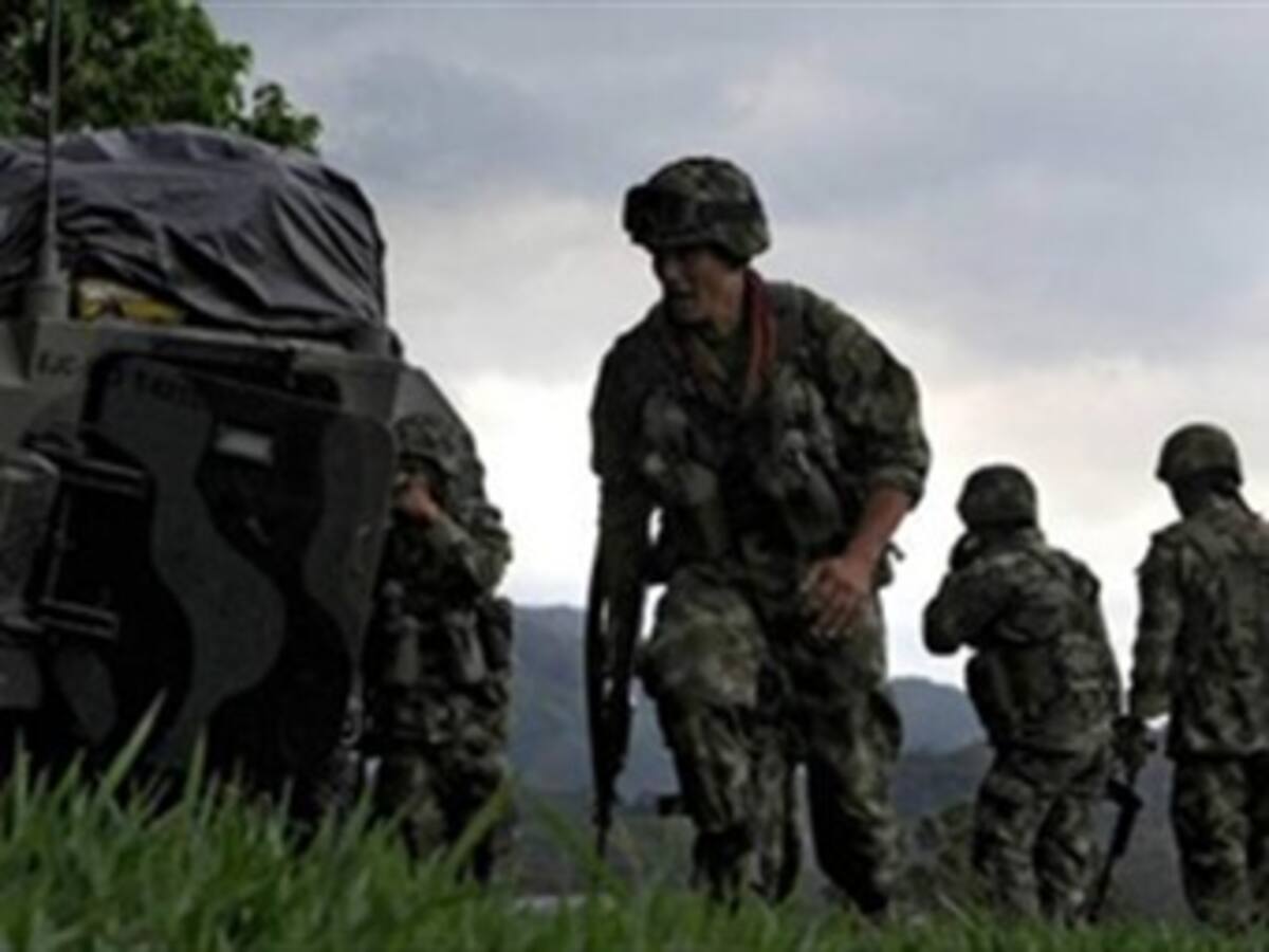 Ejercito confirma 13 militares muertos tras ataque de la guerrilla en Arauca