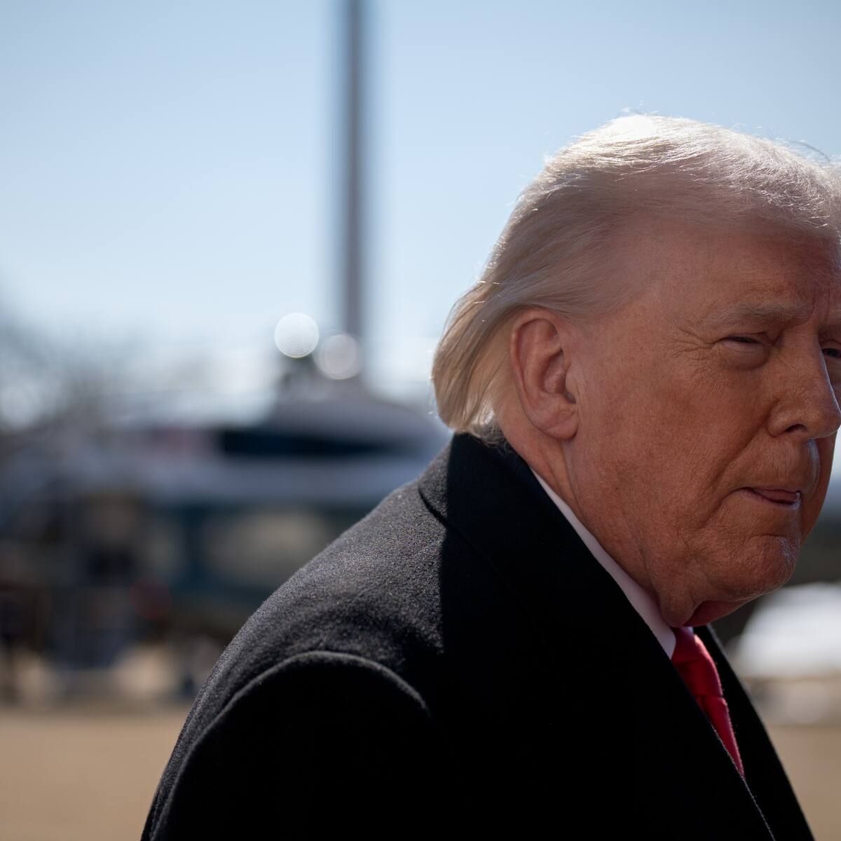 Donald Trump subirá el nuevo arancel global a un 15 %