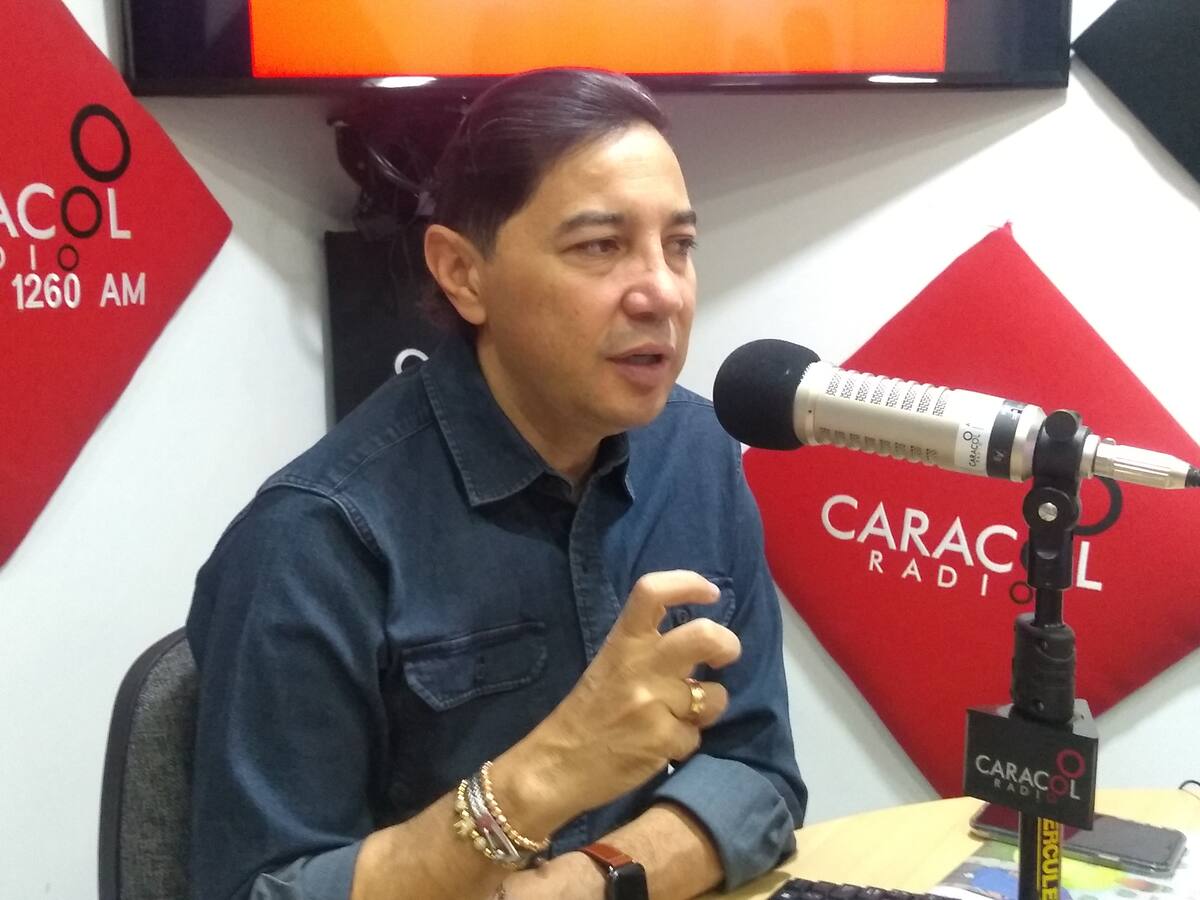 “El que utiliza zapatos de charol debe estar tranquilo”: Hurtado