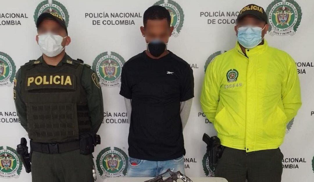 El operativo fue materializado por la Unipol mediante una diligencia de allanamiento y registro practicada en el barrio Fredonia