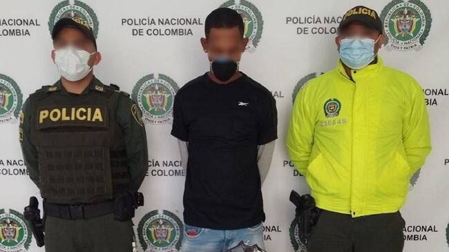 El operativo fue materializado por la Unipol mediante una diligencia de allanamiento y registro practicada en el barrio Fredonia