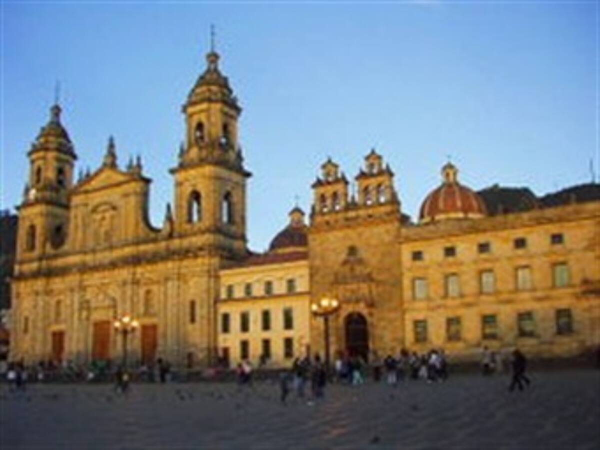 Piden donaciones para restaurar la Catedral Primada