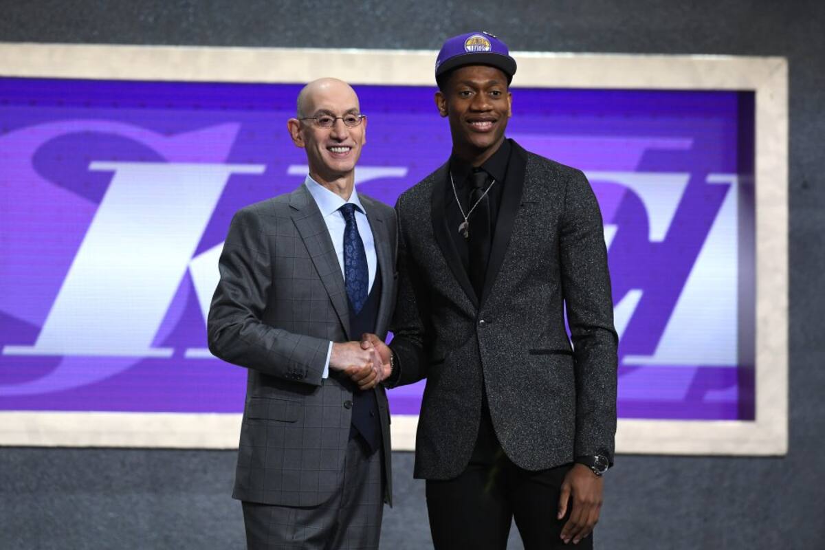 Universidad: Virginia. Pos: Guarda 2.01 mts., 102 kg., 21 años. Estadísticas: 15.2 ppj., 5.1 rpj., 2 apj., 32.5 mpj. Trade: elegido por los Lakers y traspasado a los Hawks.