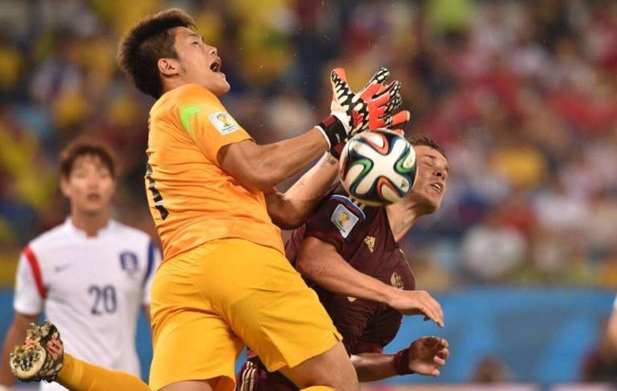 Los goles del partido que cerró la primera fecha del Mundial los marcaron Lee y Kherzakov.