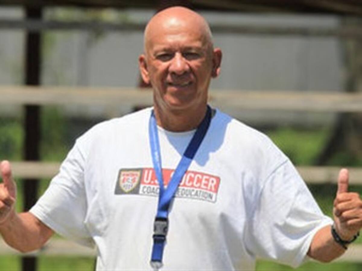 El técnico colombiano, Jairo Ríos está a un triunfo de ser campeón en el fútbol hondureño