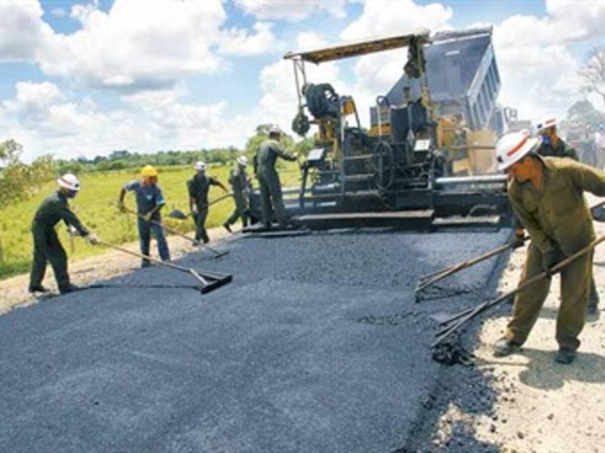 Fondo de Adaptación aprueba recursos por $332.000 millones para infraestructura vial