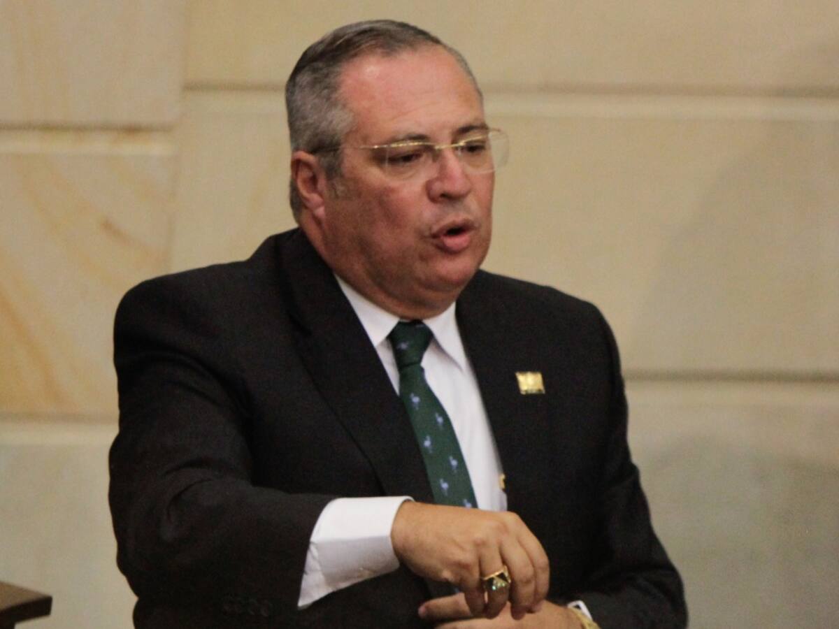 “Qué gabinete tan malo”: ¿vainazo del senador Iván Name a ministros?