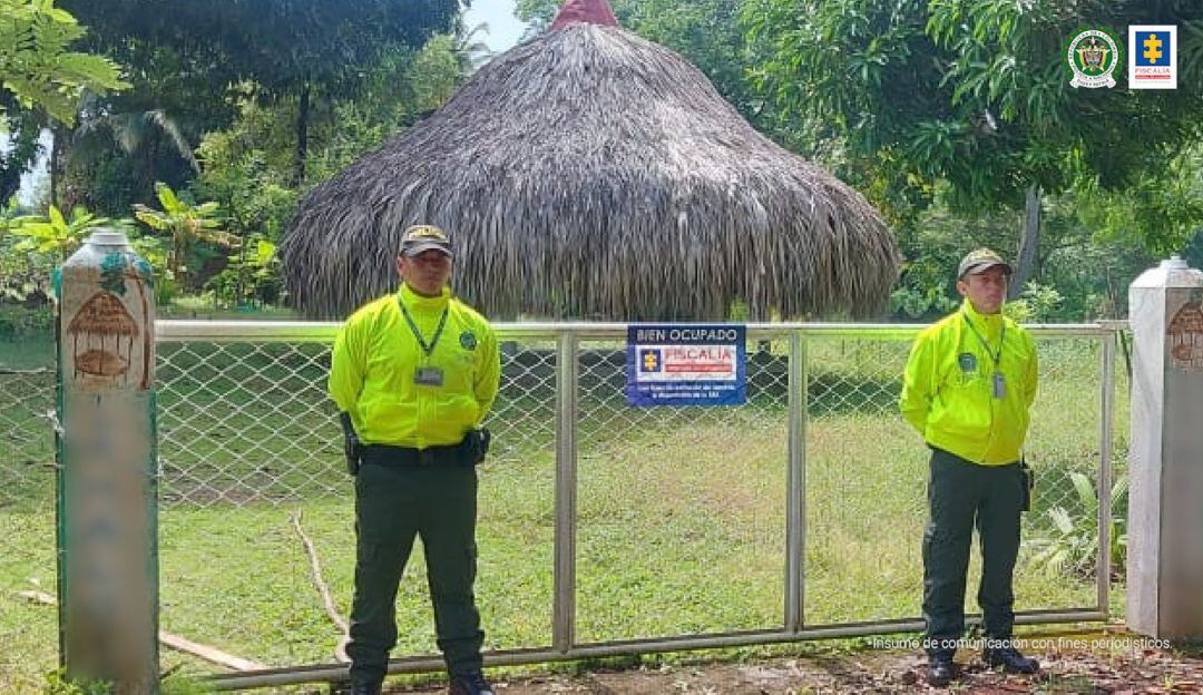 A extinción de dominio bienes de presuntos testaferros de los Castaño Gil 