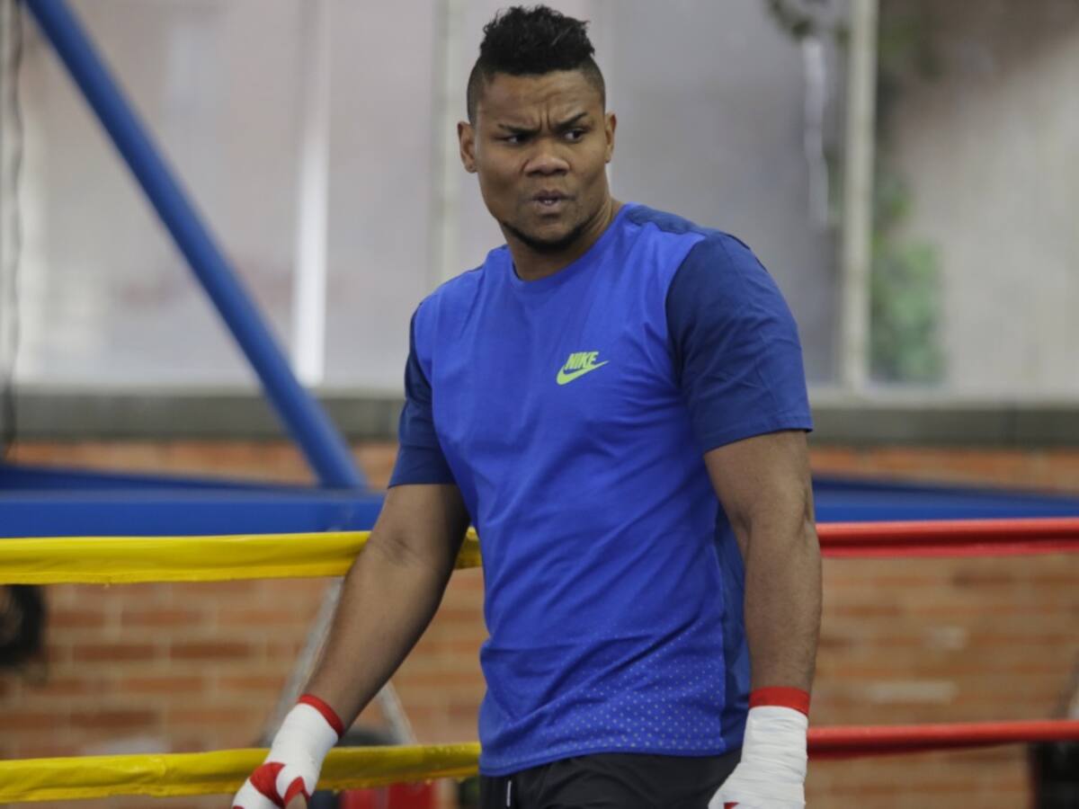 Eléider Álvarez: "Volveré a pelear el título mundial en junio"